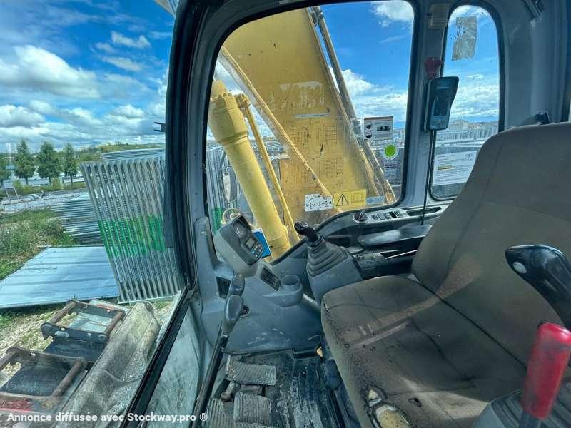 Photo New Holland E145  image 17/29