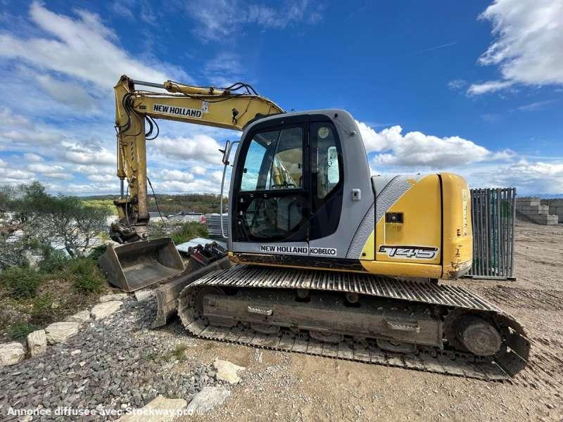 Photo New Holland E145  image 2/29