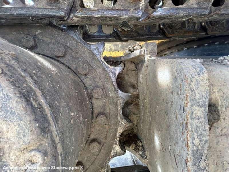 Photo New Holland E145  image 26/29