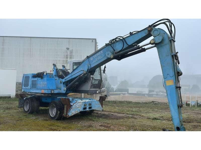 Photo Fuchs MHL320  image 3/8