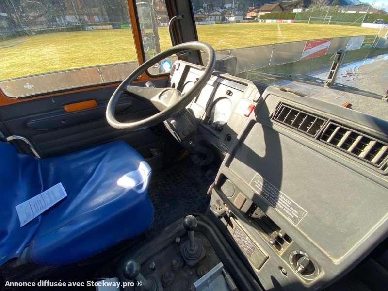 Photo Mercedes UNIMOG U 140 MACHINE SUISSE  image 15/50