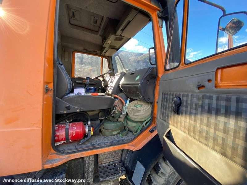 Photo Mercedes UNIMOG U 140 MACHINE SUISSE  image 32/50