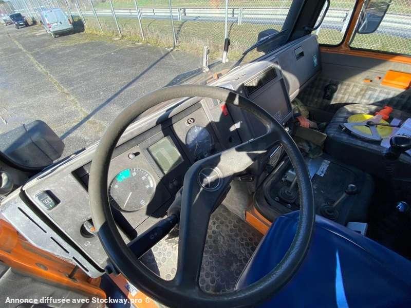 Photo Mercedes UNIMOG U 140 MACHINE SUISSE  image 38/50