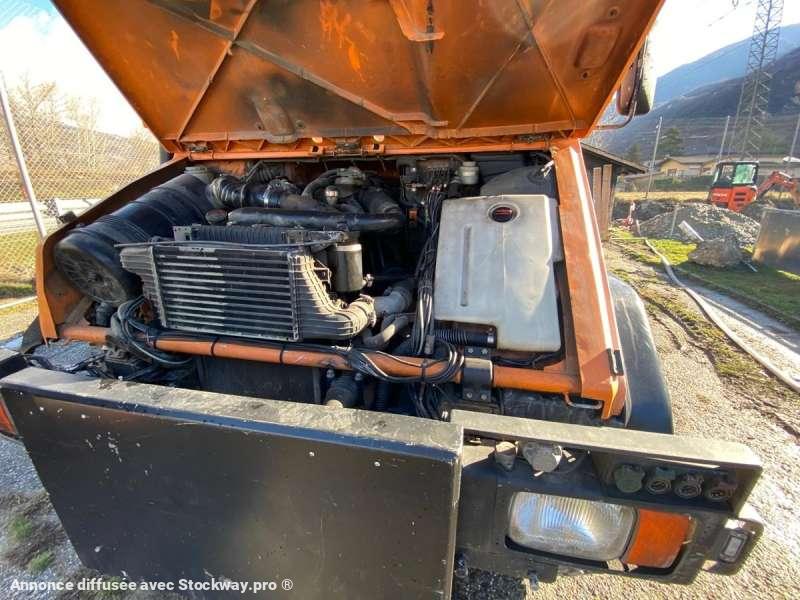 Photo Mercedes UNIMOG U 140 MACHINE SUISSE  image 42/50