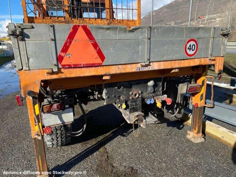 Photo Mercedes UNIMOG U 140 MACHINE SUISSE  image 5/50