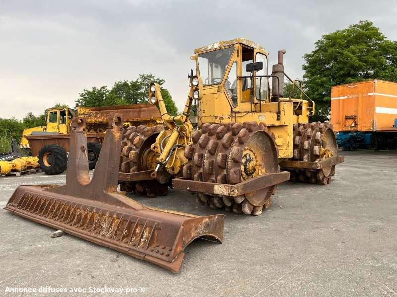 Photo Caterpillar 825 + porte engins  image 3/43