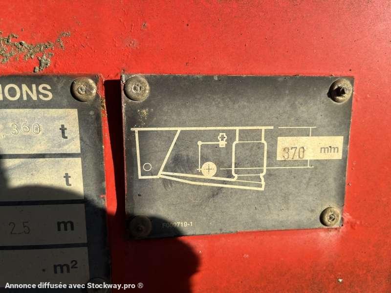 Photo Fruehauf GRUMIERE 3 ESSIEUX  image 36/39