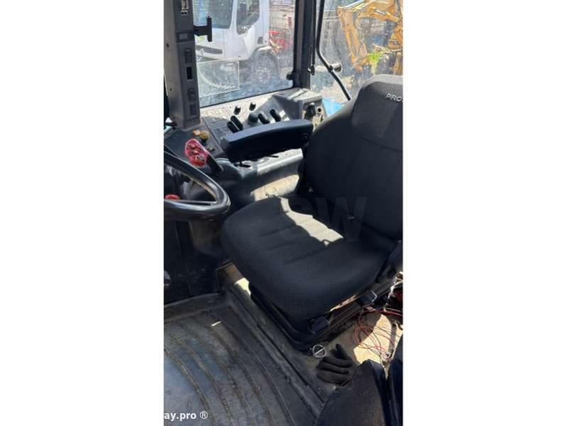 Photo New Holland TM175  image 4/5