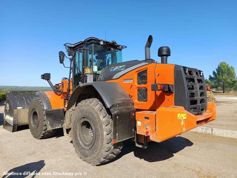 Photo Hitachi ZW220-7  image 3/11