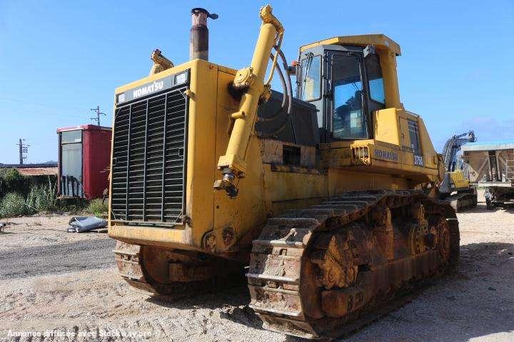 Photo Komatsu Bulldozer D375A-1  image 3/14