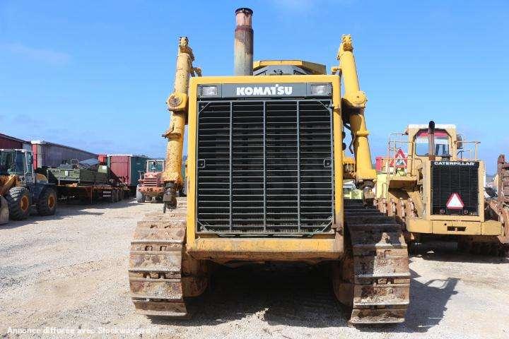 Photo Komatsu Bulldozer D375A-1  image 4/14