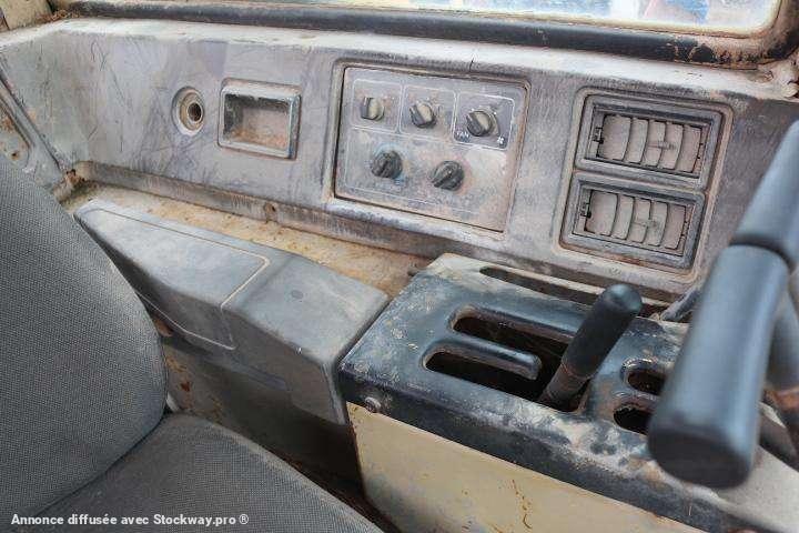 Photo Komatsu Bulldozer D375A-1  image 8/14