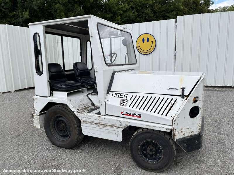 TAYLOR-DUNN TC-40 