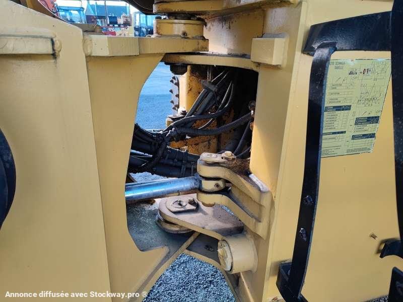 Photo Komatsu Chargeur sur Pneus WA270-3  image 16/44