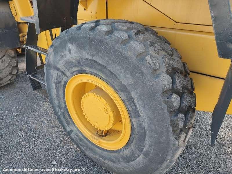 Photo Komatsu Chargeur sur Pneus WA270-3  image 22/44