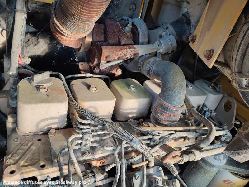 Photo Komatsu Chargeur sur Pneus WA270-3  image 28/44