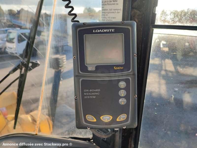 Photo Komatsu Chargeur sur Pneus WA270-3  image 38/44