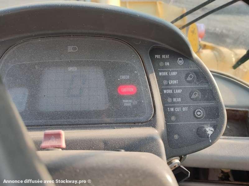 Photo Komatsu Chargeur sur Pneus WA270-3  image 40/44