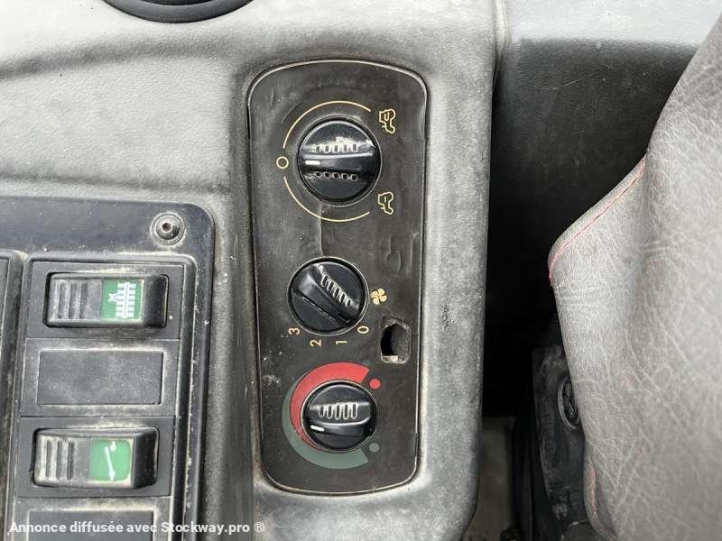 Photo Liebherr Chargeur sur Pneus L514 STEREO  image 42/49