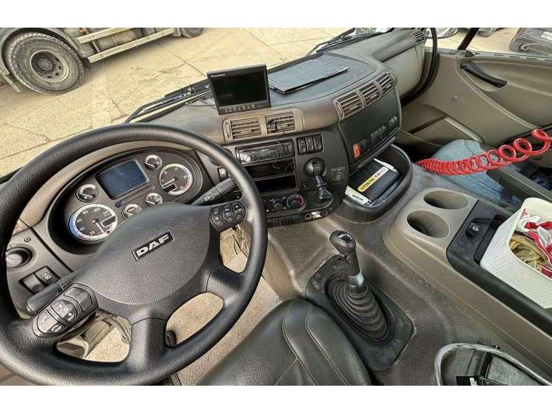 Photo DAF Camion Ampliroll CF 85.460 6X2  image 16/17