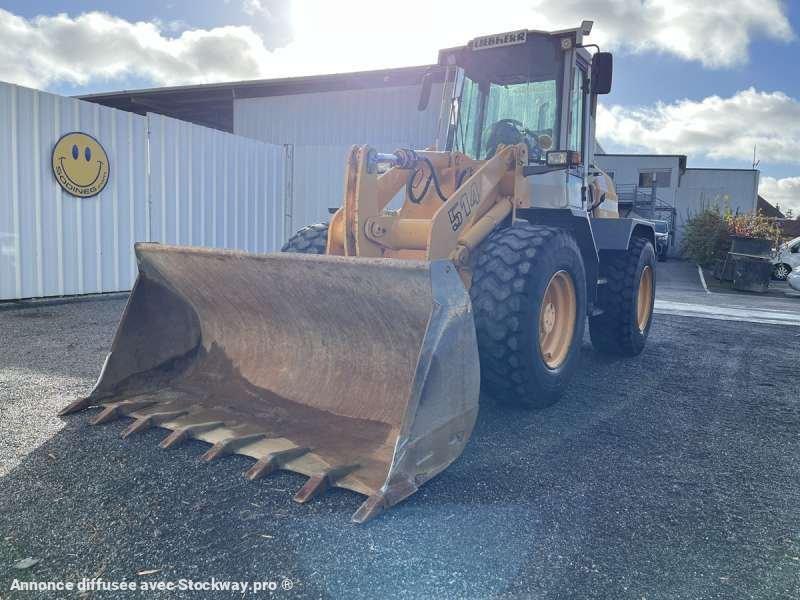 Photo Liebherr Chargeur sur Pneus L514  image 2/46