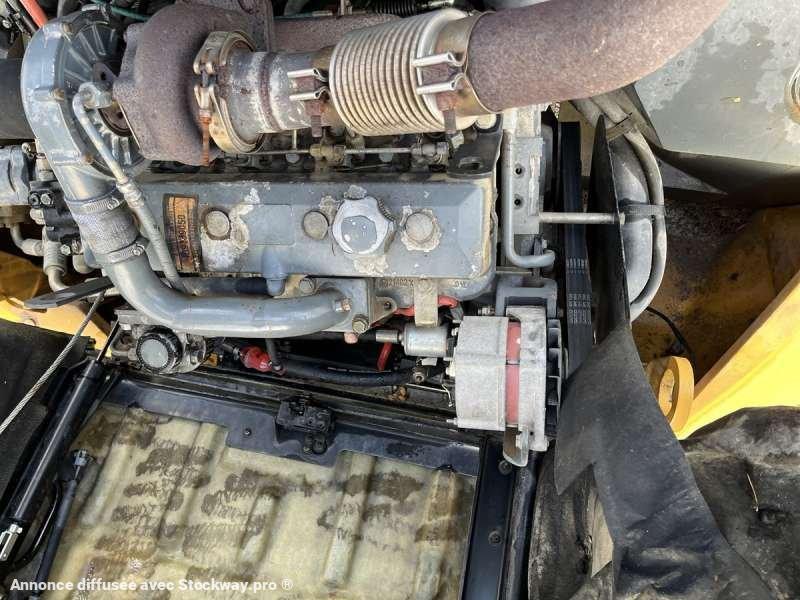 Photo Liebherr Chargeur sur Pneus L514  image 31/46