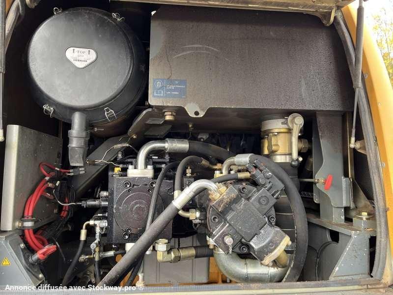 Photo Liebherr Chargeur sur Pneus L576  image 23/51