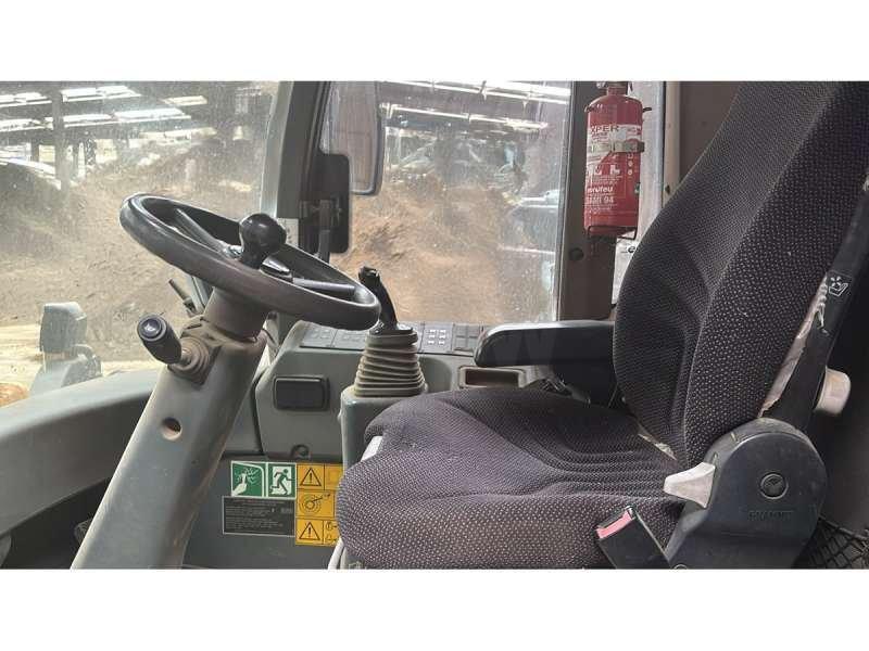 Photo Liebherr L576  image 5/16