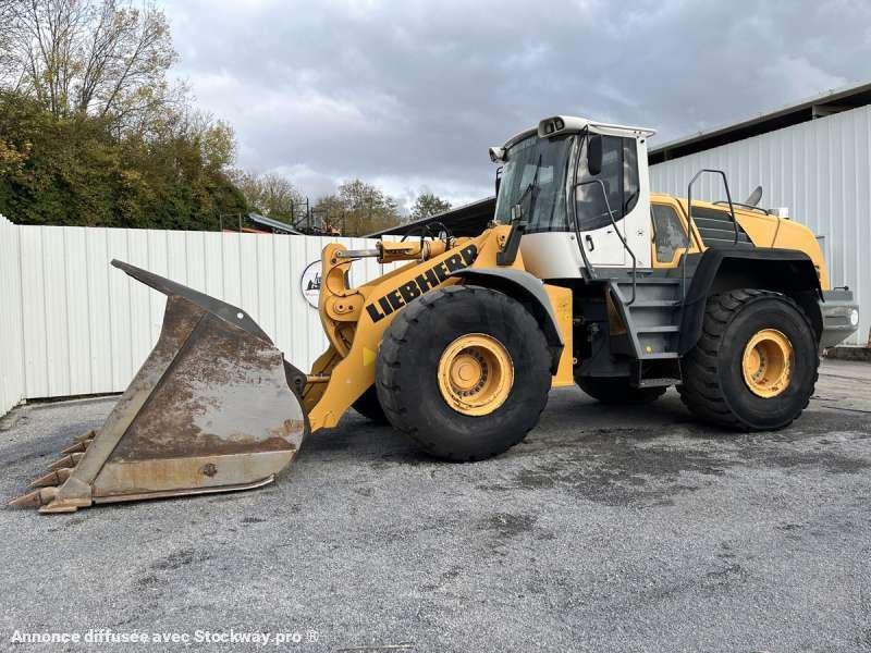 Photo Liebherr Chargeur sur Pneus L576  image 50/51