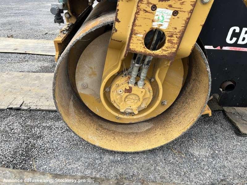 Photo Caterpillar Compacteur Mixte / Bille et pneus CB225D  image 12/41