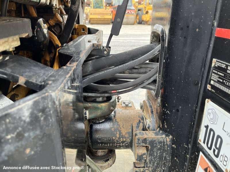 Photo Caterpillar Compacteur Mixte / Bille et pneus CB225D  image 19/41