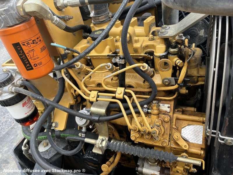 Photo Caterpillar Compacteur Mixte / Bille et pneus CB225D  image 31/41