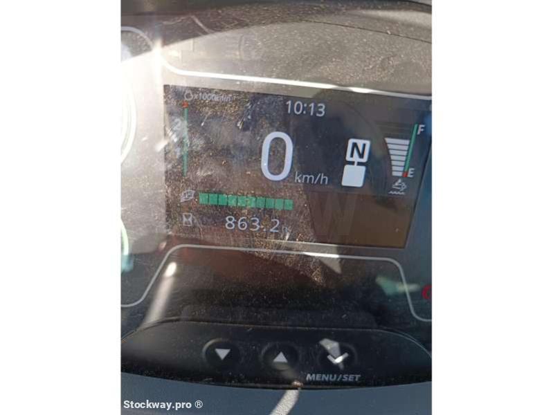 Photo Hitachi Chargeur sur Pneus ZW220-7  image 8/11