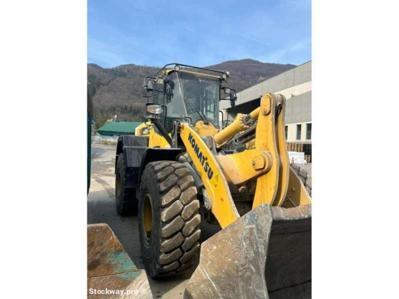 Photo Komatsu Chargeur sur Pneus WA320-7  image 4/19