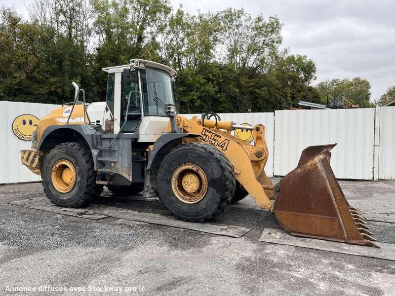 Liebherr Chargeur sur Pneus L554 