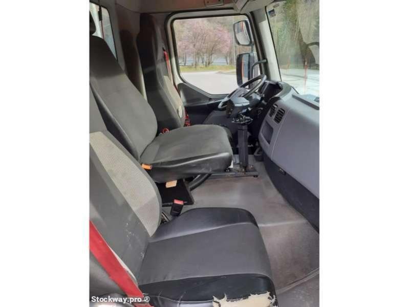 Photo Renault D WIDE  image 7/8