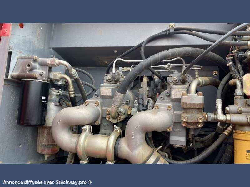 Photo Hitachi Pelle sur Chenilles ZX400LCH-3  image 12/17