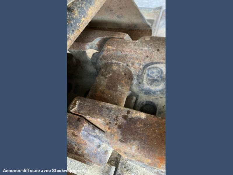 Photo Hitachi Pelle sur Chenilles ZX400LCH-3  image 14/17