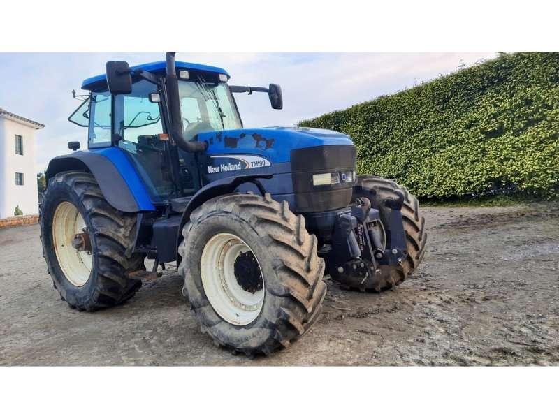 Photo New Holland Tracteur TM190  image 2/8
