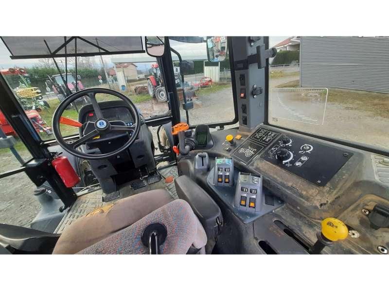 Photo New Holland Tracteur TM190  image 8/8