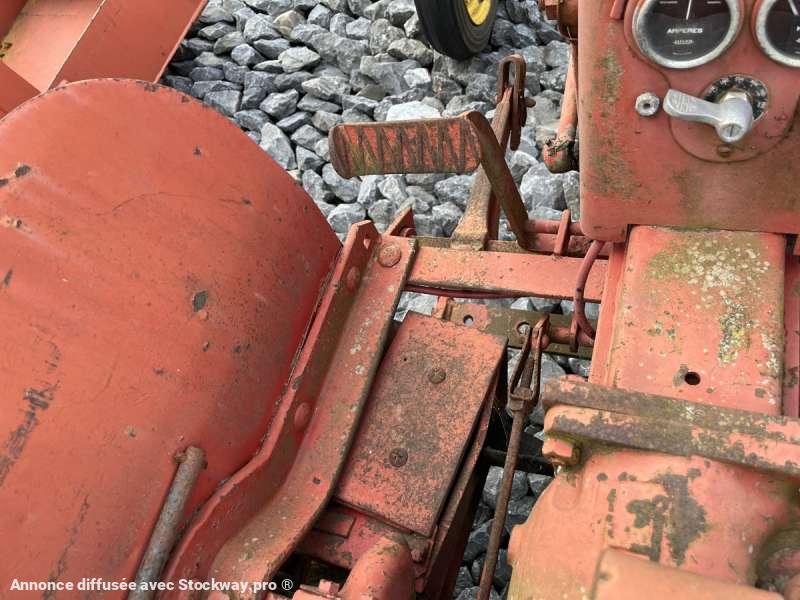 Photo MASSEY-HARRIS Tracteur de collection PONY 812  image 11/27