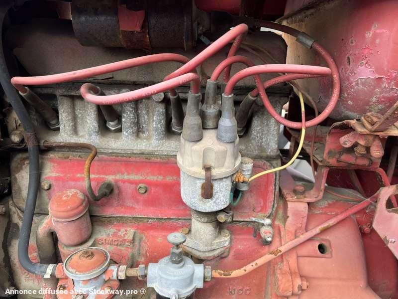 Photo MASSEY-HARRIS Tracteur de collection PONY 812  image 23/27