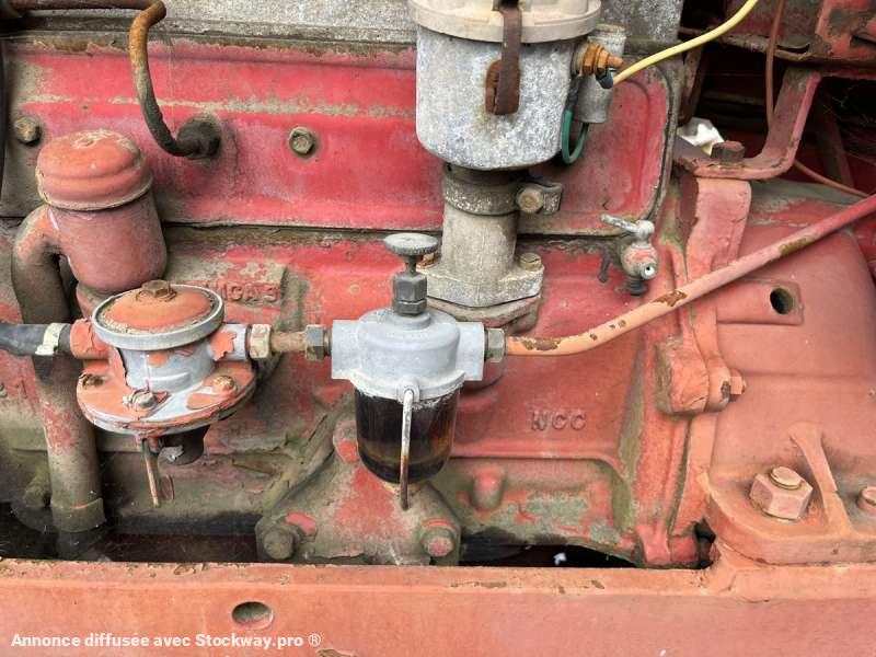 Photo MASSEY-HARRIS Tracteur de collection PONY 812  image 25/27
