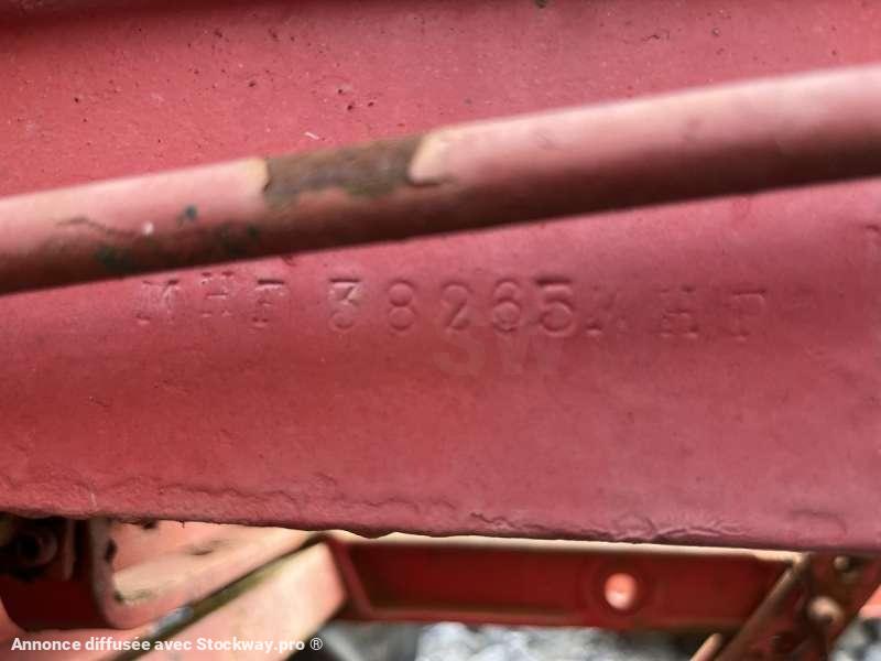 Photo MASSEY-HARRIS Tracteur de collection PONY 812  image 27/27