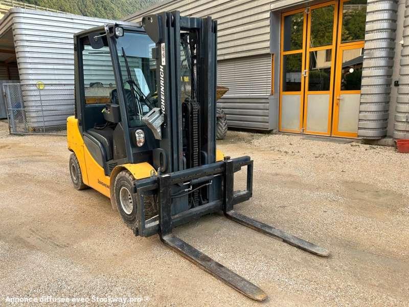 Photo Jungheinrich Chariot Elevateur DFG435S  image 8/48