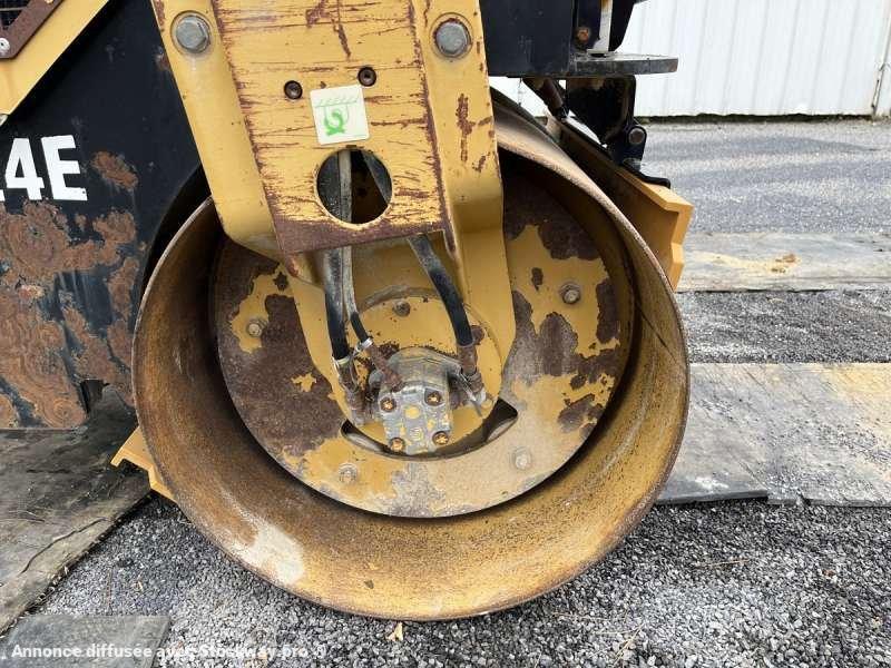Photo Caterpillar Compacteur Tandem / Double Billes CB-224E  image 15/44