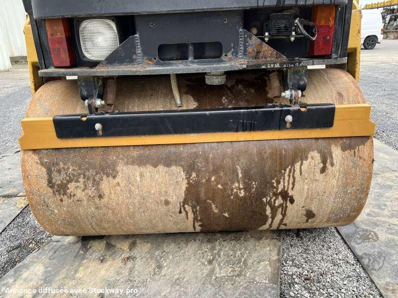 Photo Caterpillar Compacteur Tandem / Double Billes CB-224E  image 18/44