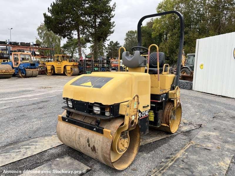 Photo Caterpillar Compacteur Tandem / Double Billes CB-224E  image 2/44