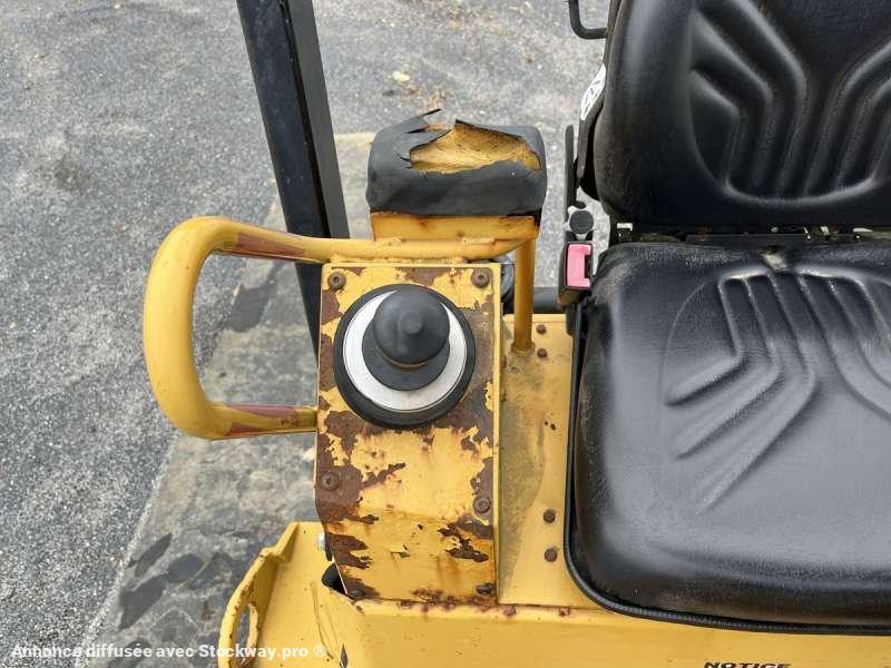 Photo Caterpillar Compacteur Tandem / Double Billes CB-224E  image 35/44