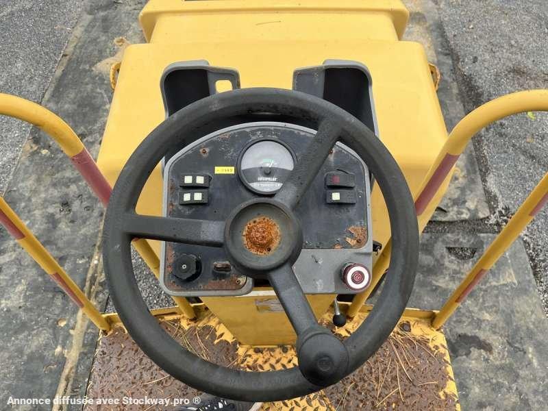 Photo Caterpillar Compacteur Tandem / Double Billes CB-224E  image 37/44